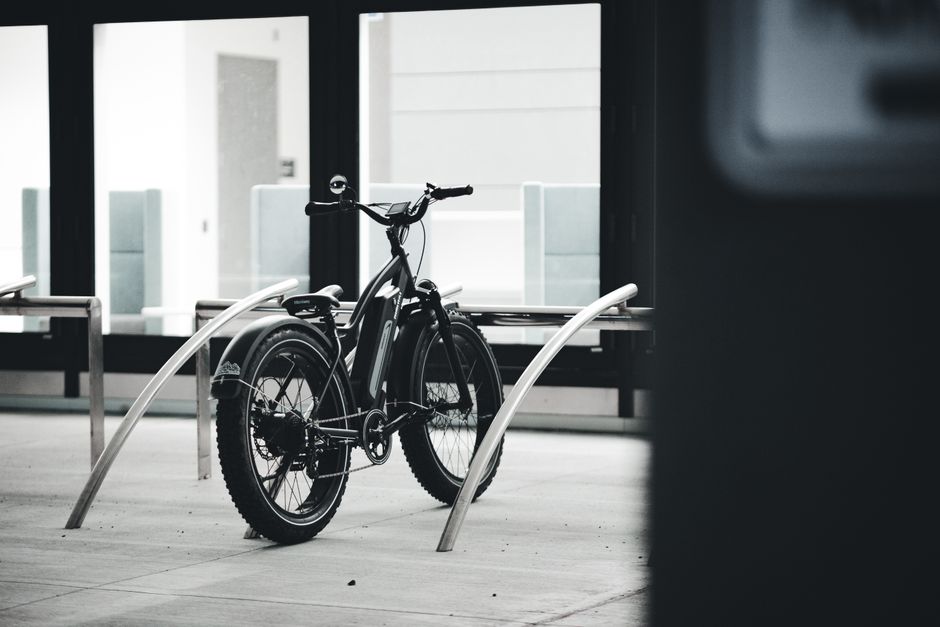 Cum să alegi o bicicletă electrică potrivită pentru începători