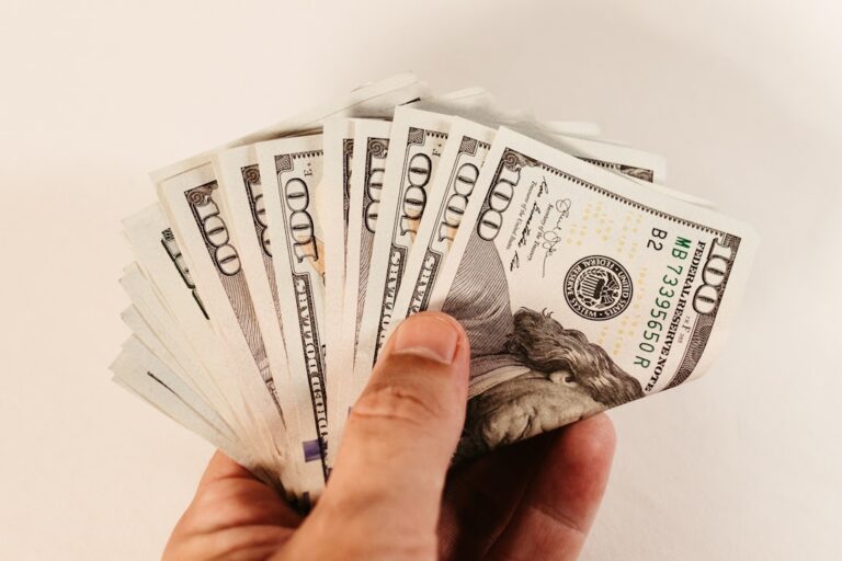 Photo make money quickly without large investments