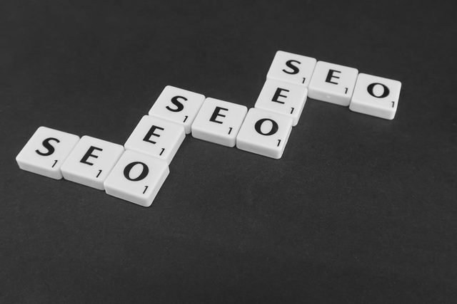 Ai scăzut în Google fără să schimbi nimic pe site? Iată ce poate explica o pierdere de poziții — Altfel de STIRI